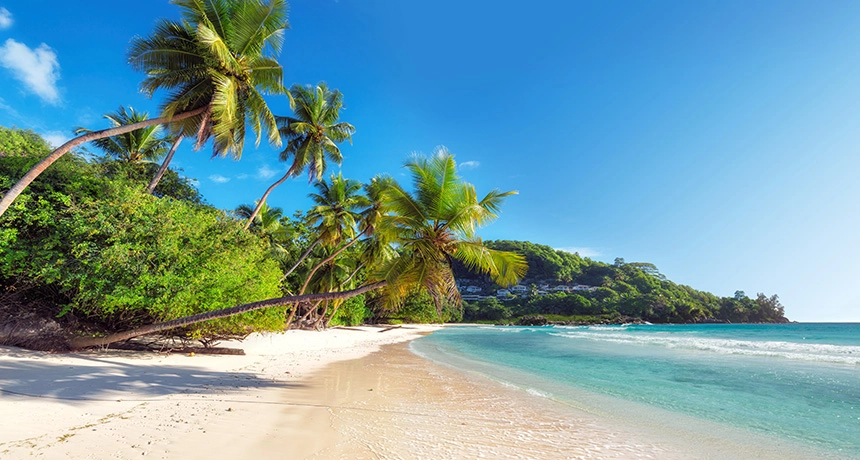 Takamaka Beach