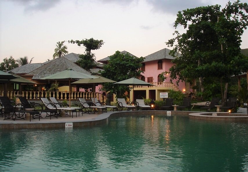 Castello Beach Hotel